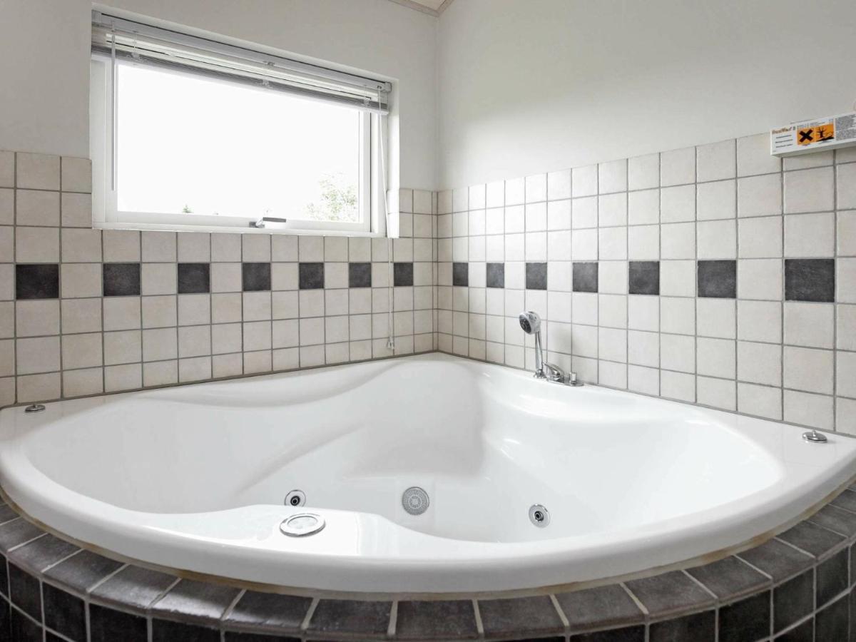8 Person Holiday Home In Fjerritslev Eksteriør bilde